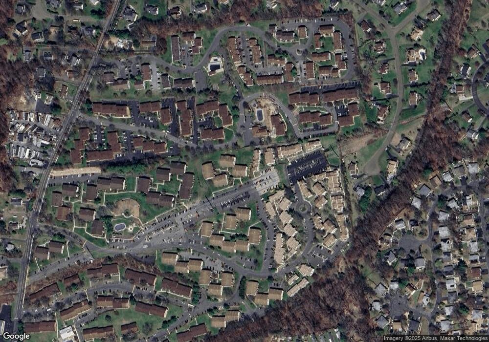 220 Country Club Ln unit 220, Pomona, NY 10970 - photo 1