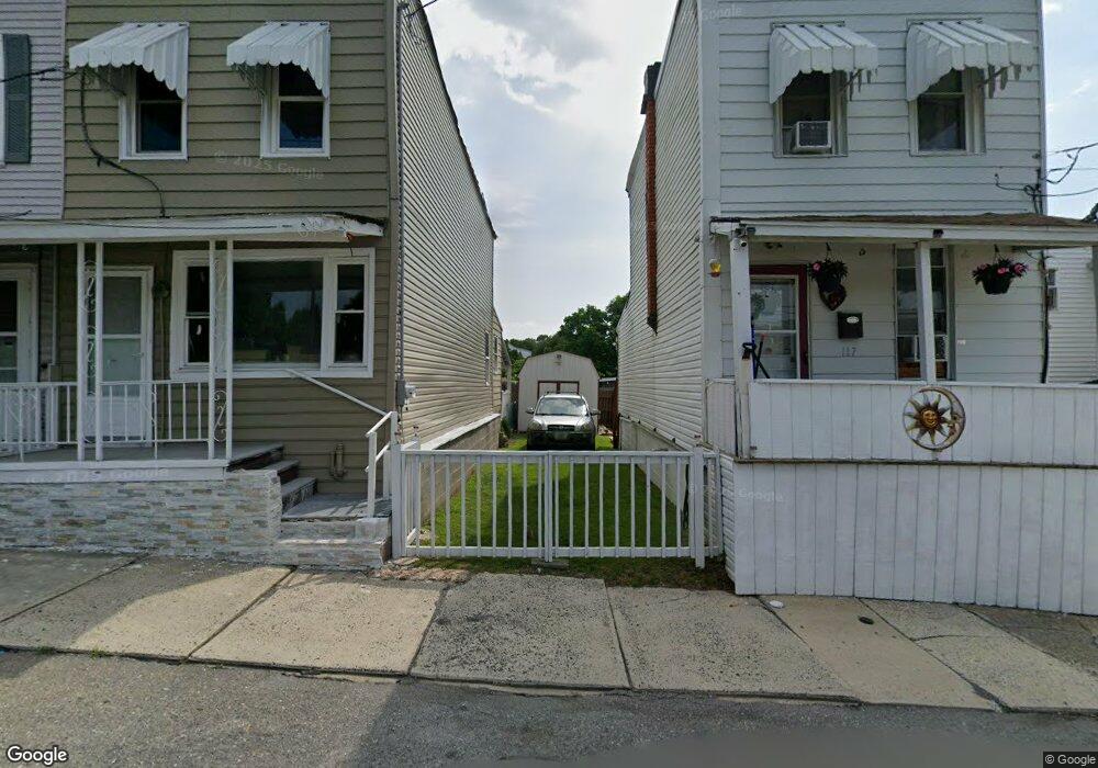 113 Coal St, Tamaqua, PA 18252 - photo 1