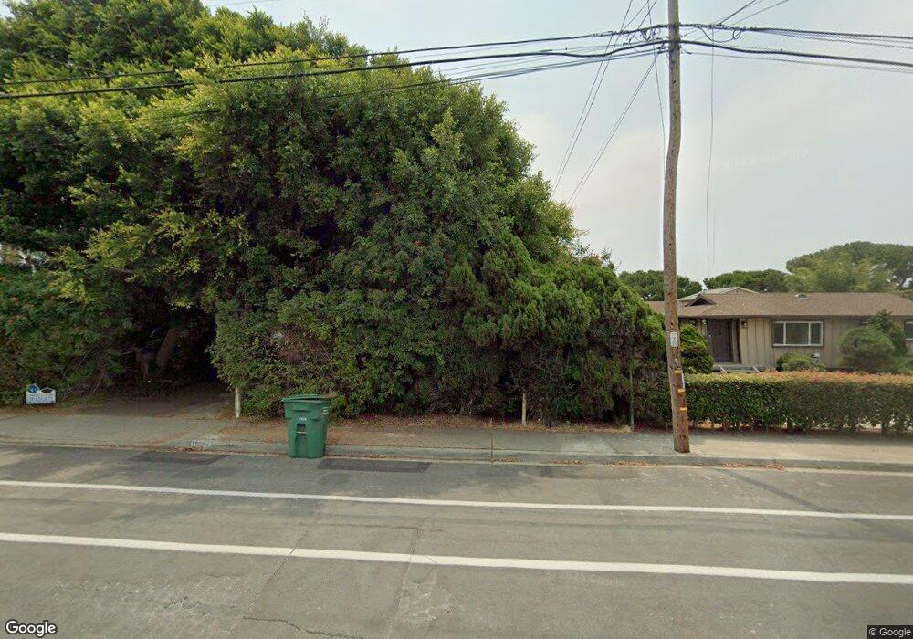 1585 Chestnut Ave, Carlsbad, CA 92008 - photo 1