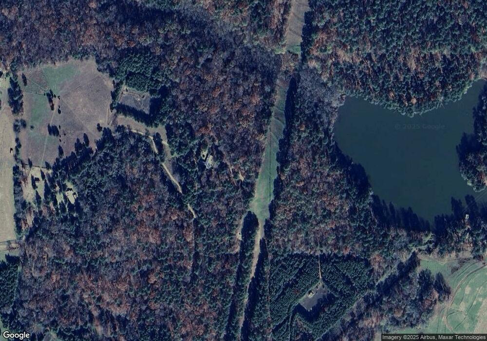 610 County Road 162, Garrison, TX 75946 - photo 1