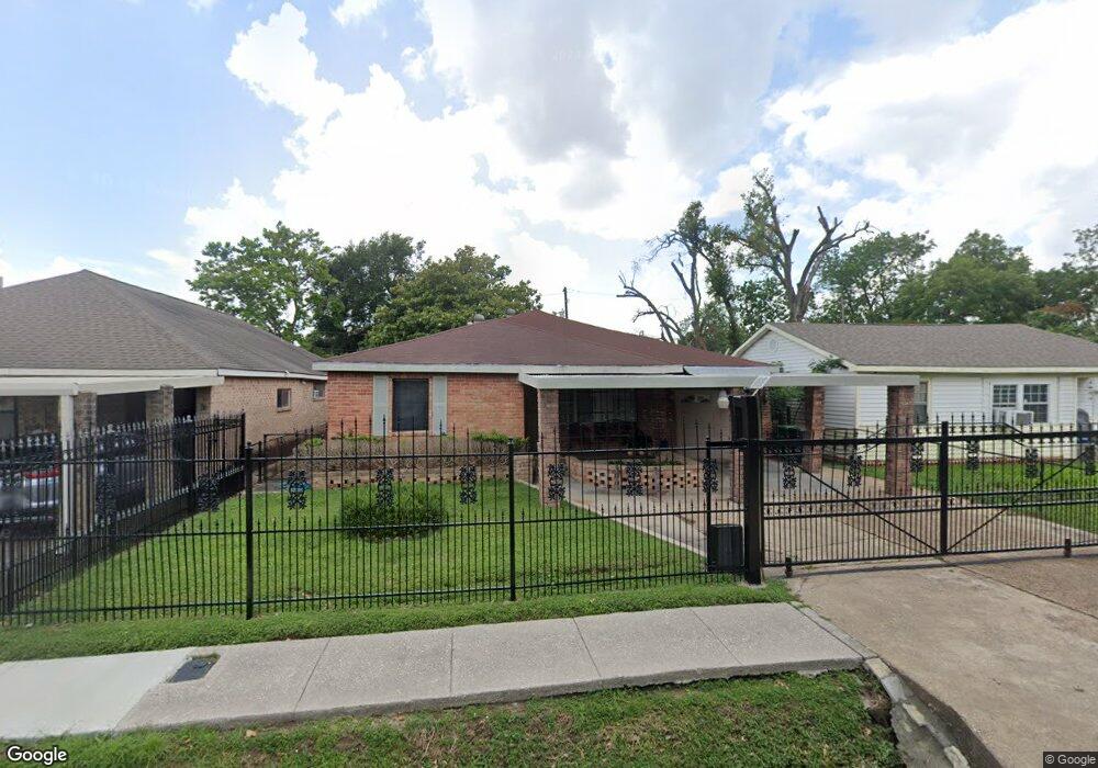 3411 Love St, Houston, TX 77026 - photo 1