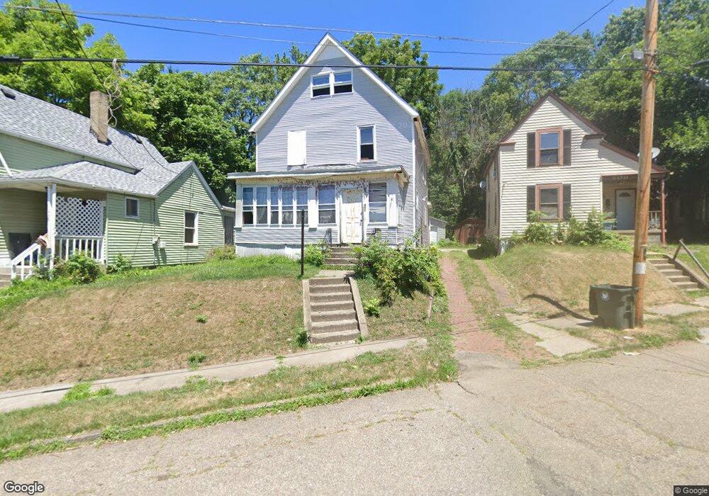 801 Highland Rd NE, Canton, OH 44704 - photo 1