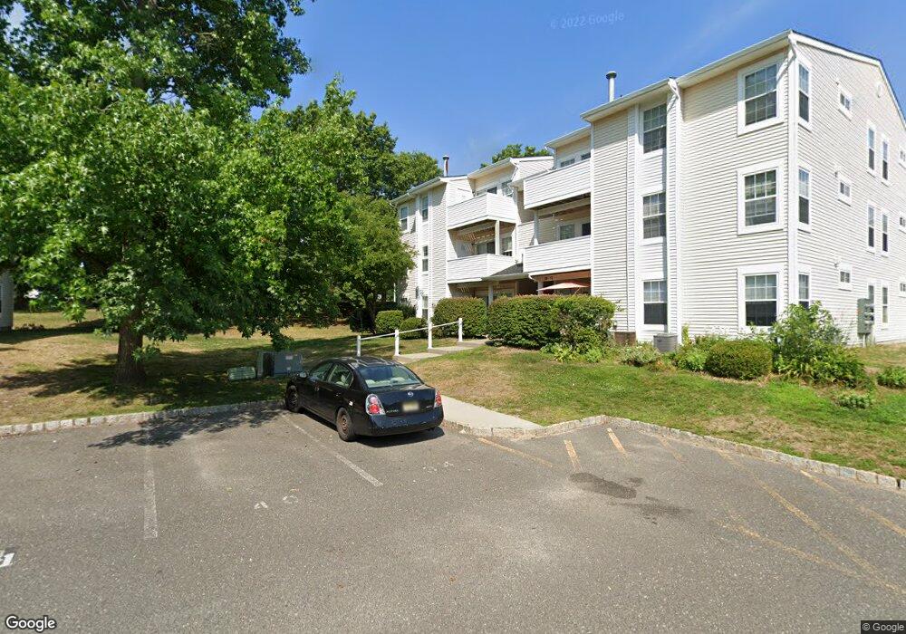 31 Fennec Ct, Tinton Falls, NJ 07753 - photo 1