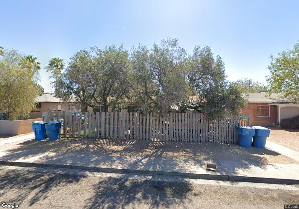 2239 N 28th Place, Phoenix, AZ 85008 - photo 1