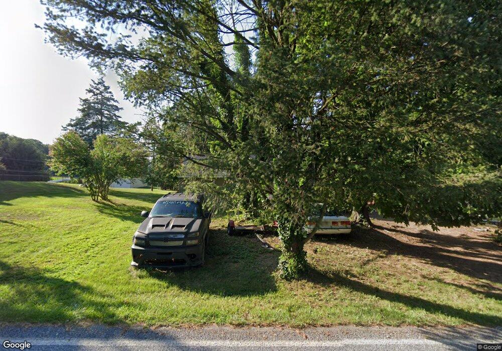 840 Clouser Rd unit 7, Hanover, PA 17331 - photo 1