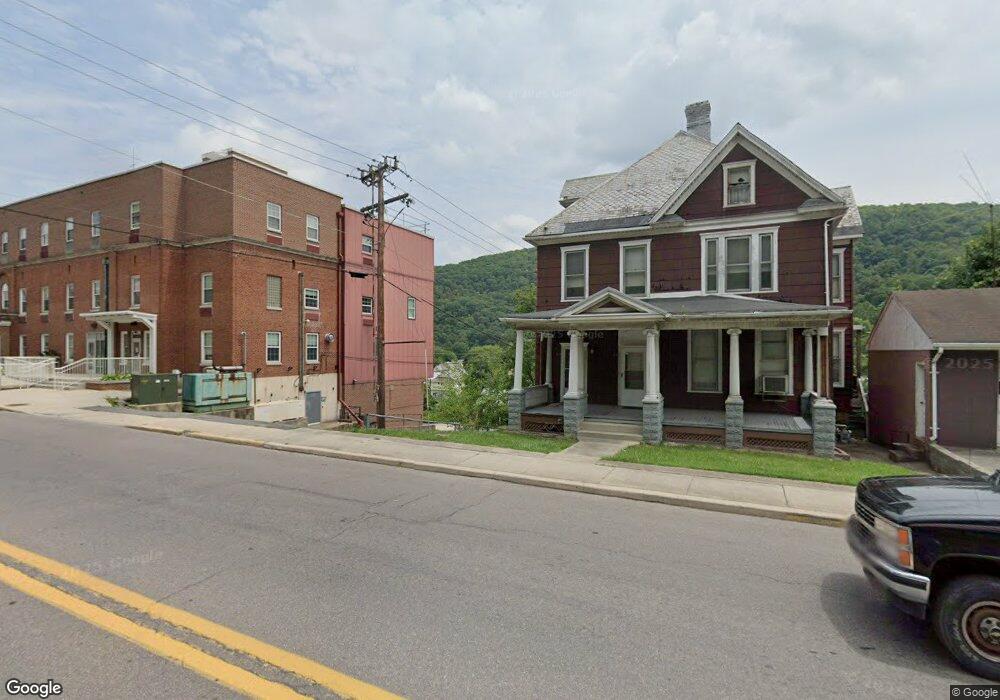 92 1st St, Keyser, WV 26726 - photo 1