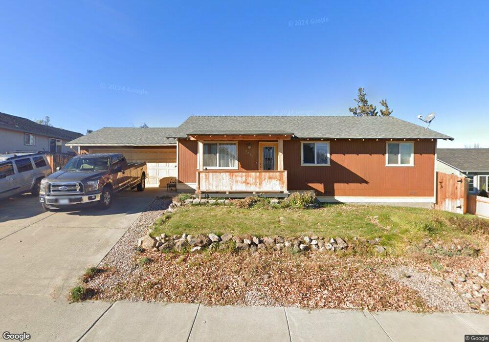 2231 SW 34th St, Redmond, OR 97756 - photo 1