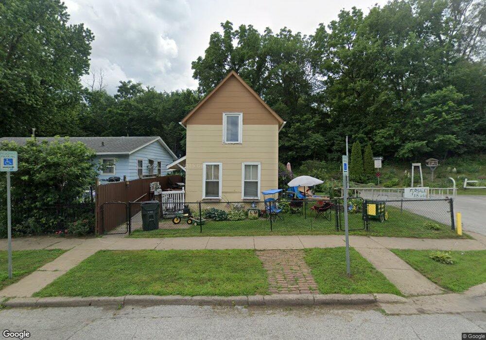 1859 W 6th St, Davenport, IA 52802 - photo 1