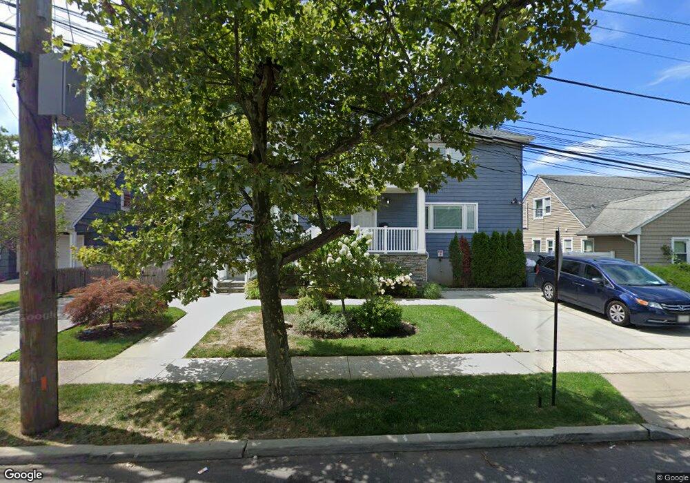 545 Arlington Rd, Cedarhurst, NY 11516 - photo 1