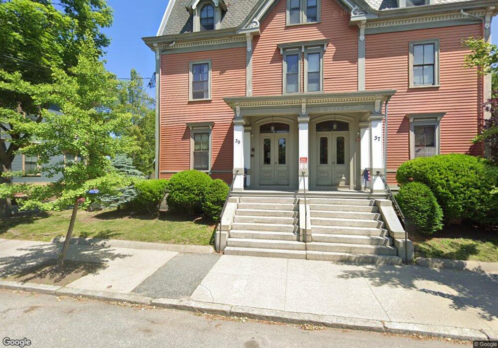 39 Parkis Ave unit 5, Providence, RI 02907 - photo 1