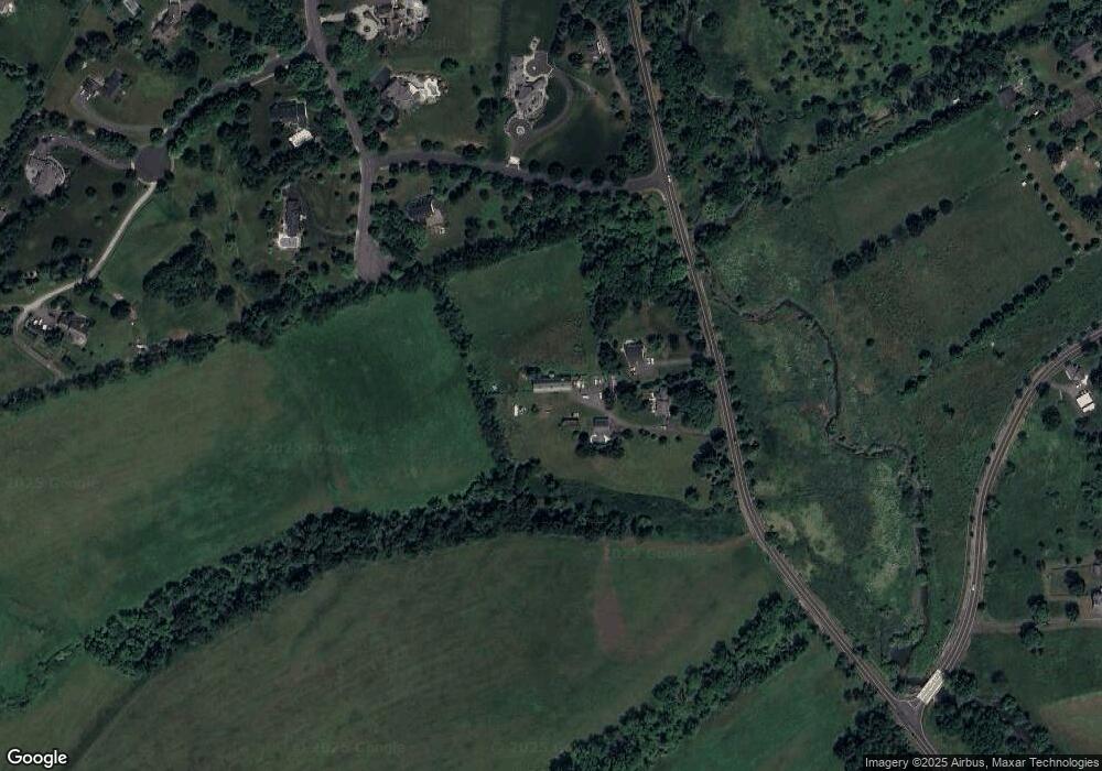 409 Pleasant Run Rd, Branchburg, NJ 08853 - photo 1