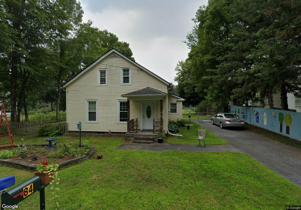 84 School St, Castleton, VT 05735 - photo 1