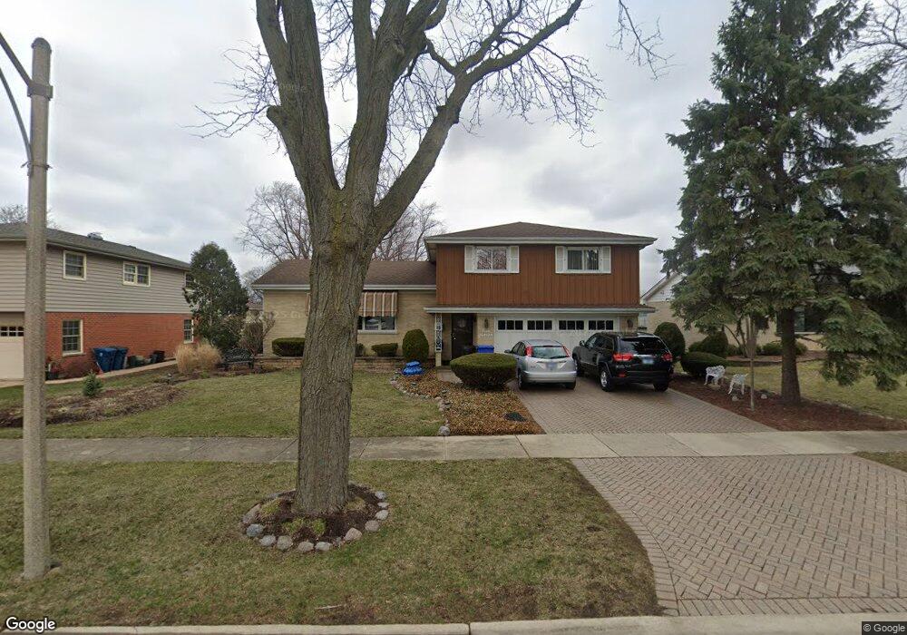 511 E Park Manor Ct, Elmhurst, IL 60126 - photo 1