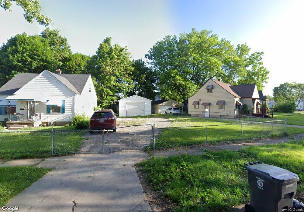 2407 Gold Ave, Flint, MI 48503 - photo 1