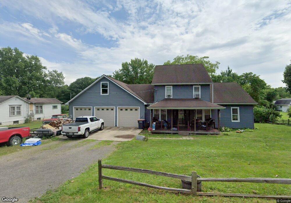 46729 Florence St, East Liverpool, OH 43920 - photo 1