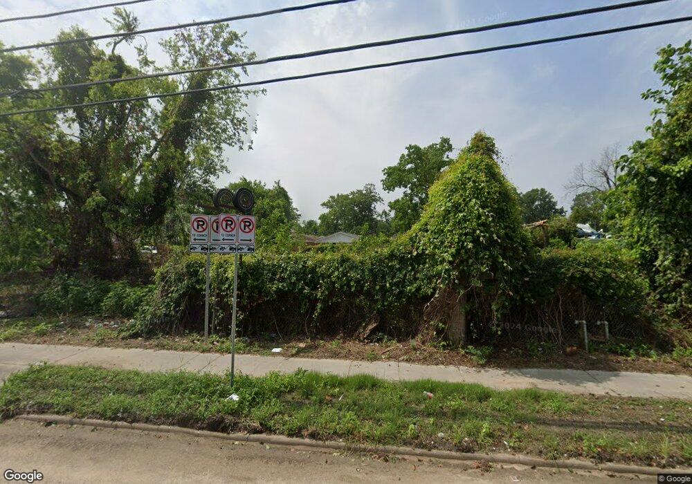 4702 Kelley St, Houston, TX 77026 - photo 1