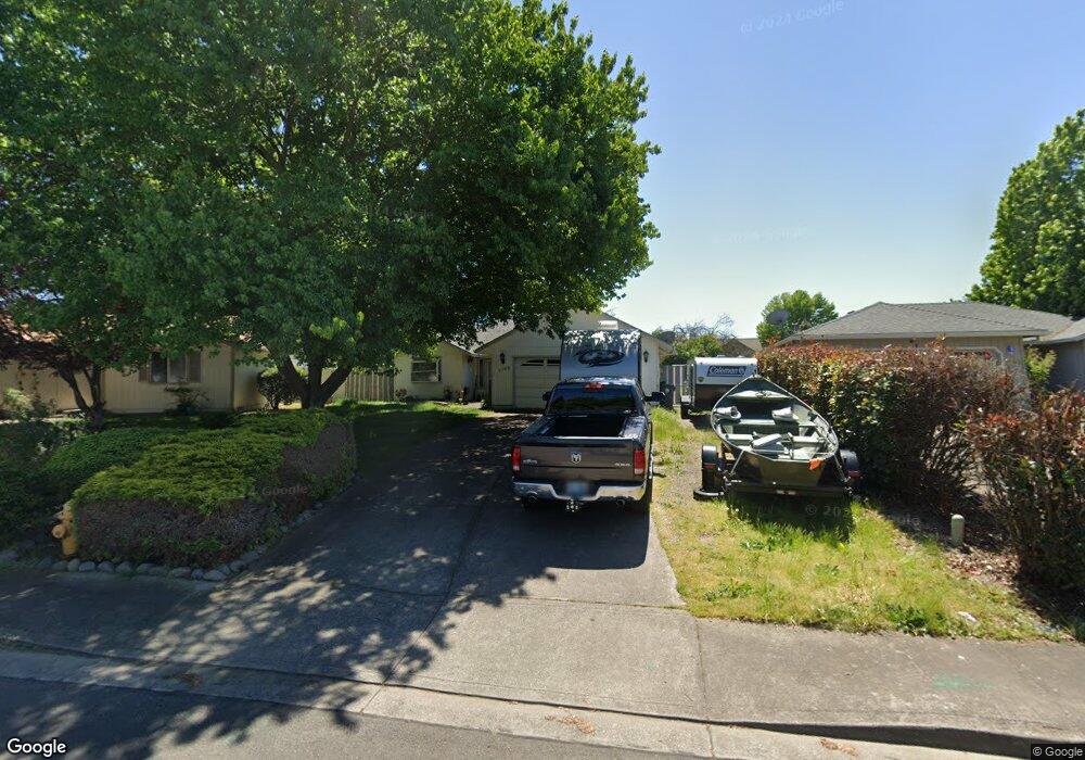 1106 Juanita Way, Central Point, OR 97502 - photo 1