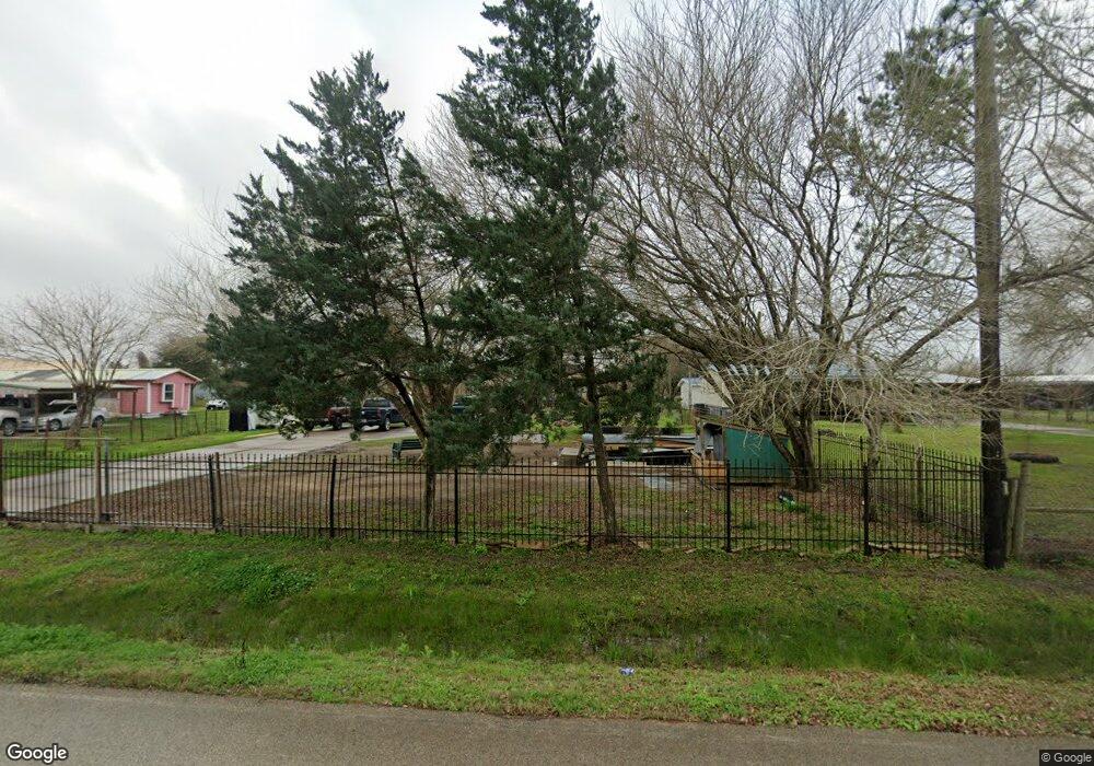 4711 Quail Run Dr S, Alvin, TX 77511 - photo 1