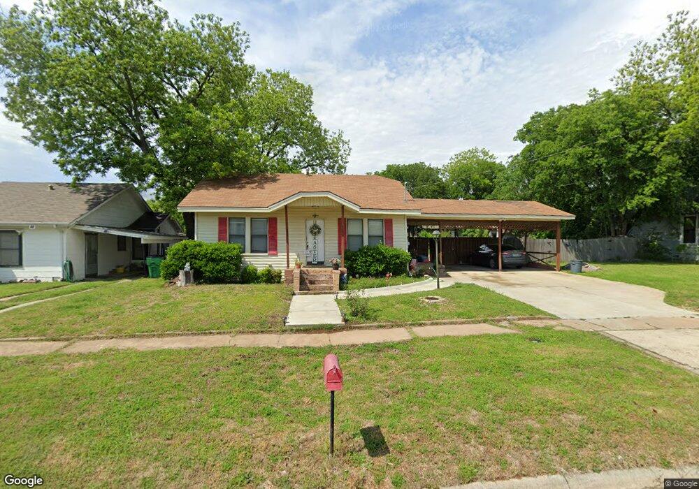 607 Harvey St, Gainesville, TX 76240 - photo 1