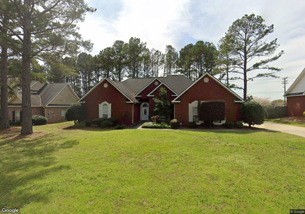 302 Victoria Cir, Warner Robins, GA 31088 - photo 1