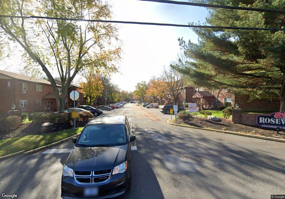 106 Garnet Dr unit 1G, Burlington, NJ 08016 - photo 1