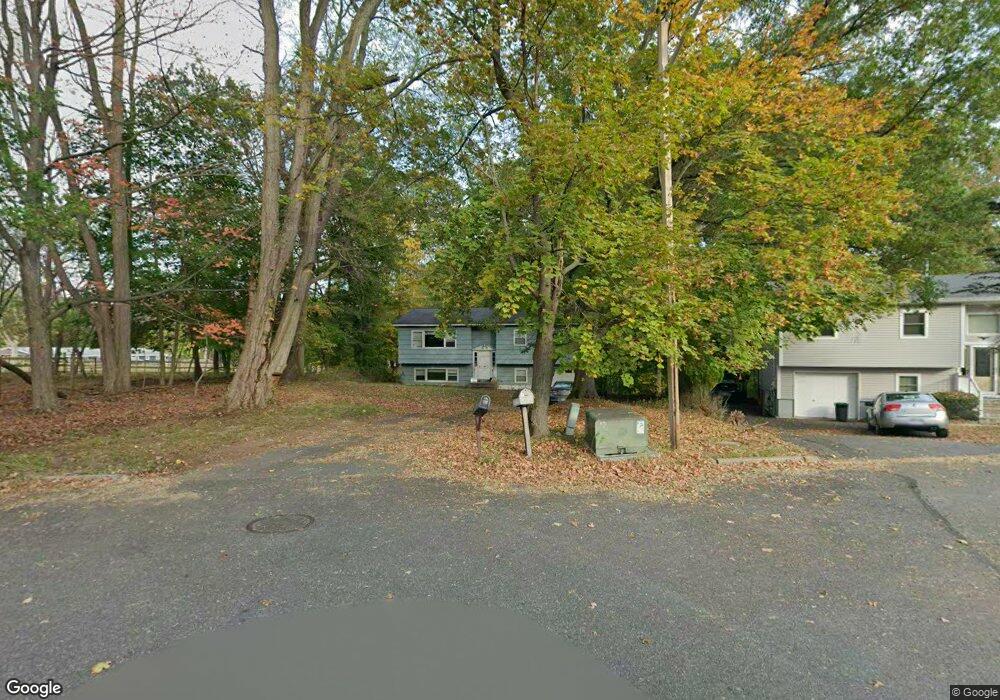 8 Chisholm Ct, Nanuet, NY 10954 - photo 1