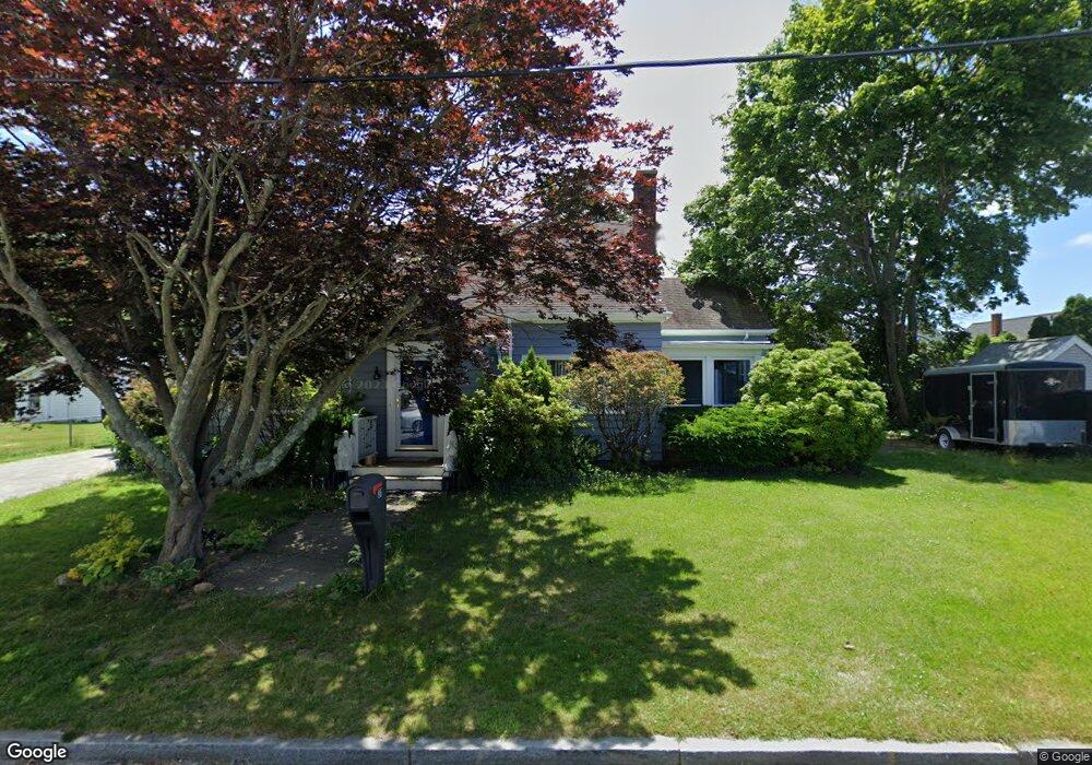 31 Hanson St, Fall River, MA 02720 - photo 1