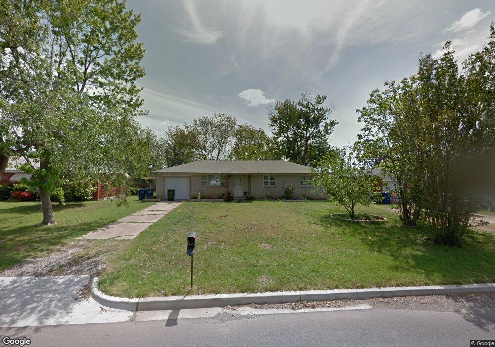 206 N Eastland Dr, Duncan, OK 73533 - photo 1