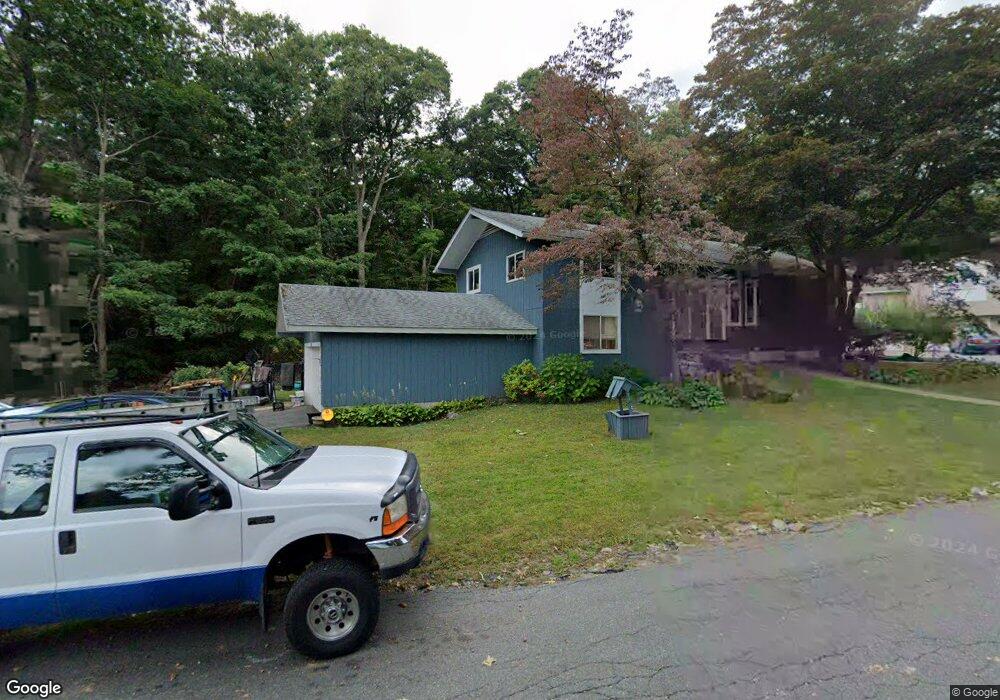 58 Newcomb Rd, Stoneham, MA 02180 - photo 1