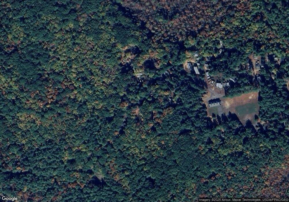 10 Pine Grove Ave E, Epping, NH 03042 - photo 1