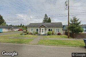 705 3rd St, Cosmopolis, WA 98537