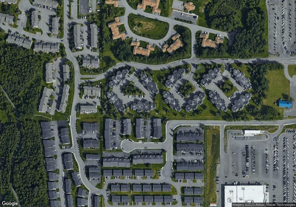 902 Wildrose Ct unit 902, Anchorage, AK 99518 - photo 1