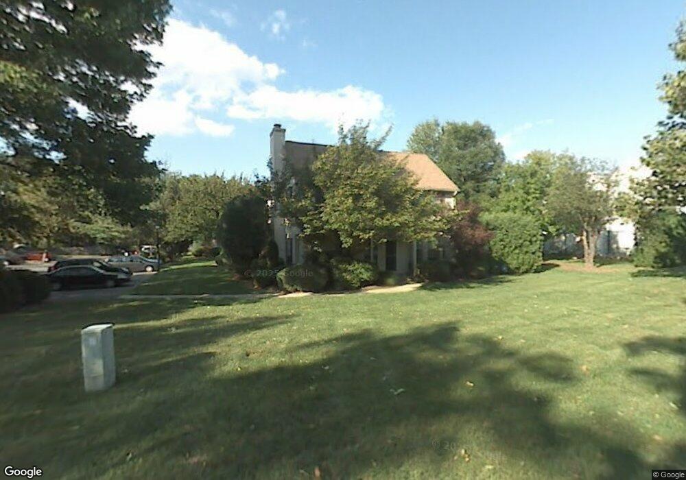 102 Maplecrest Rd, Edison, NJ 08820 - photo 1