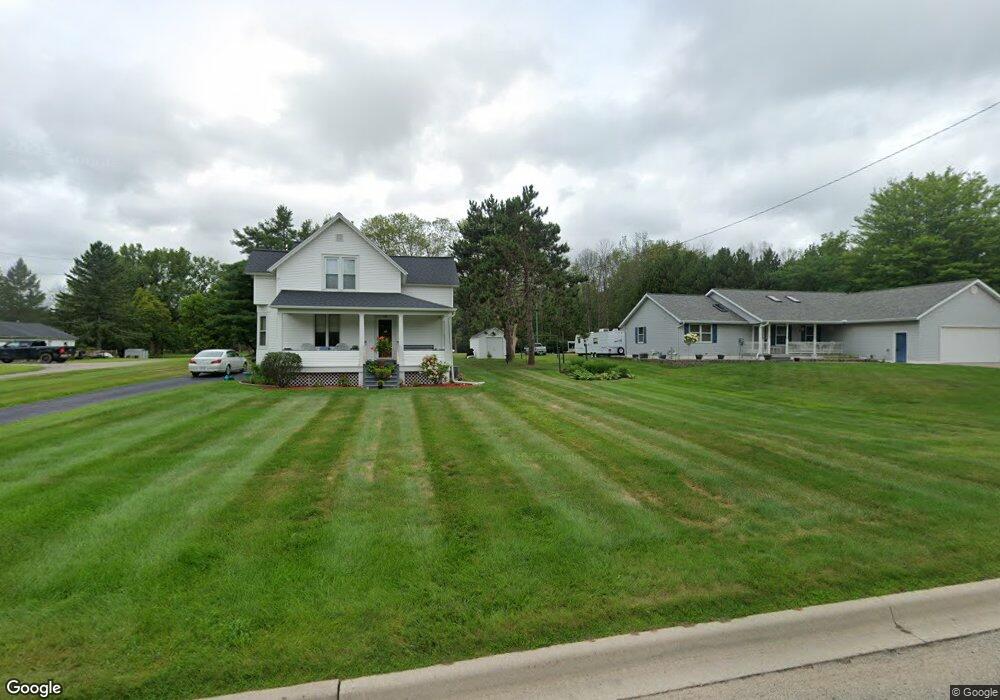 4417 13th St, Menominee, MI 49858 - photo 1