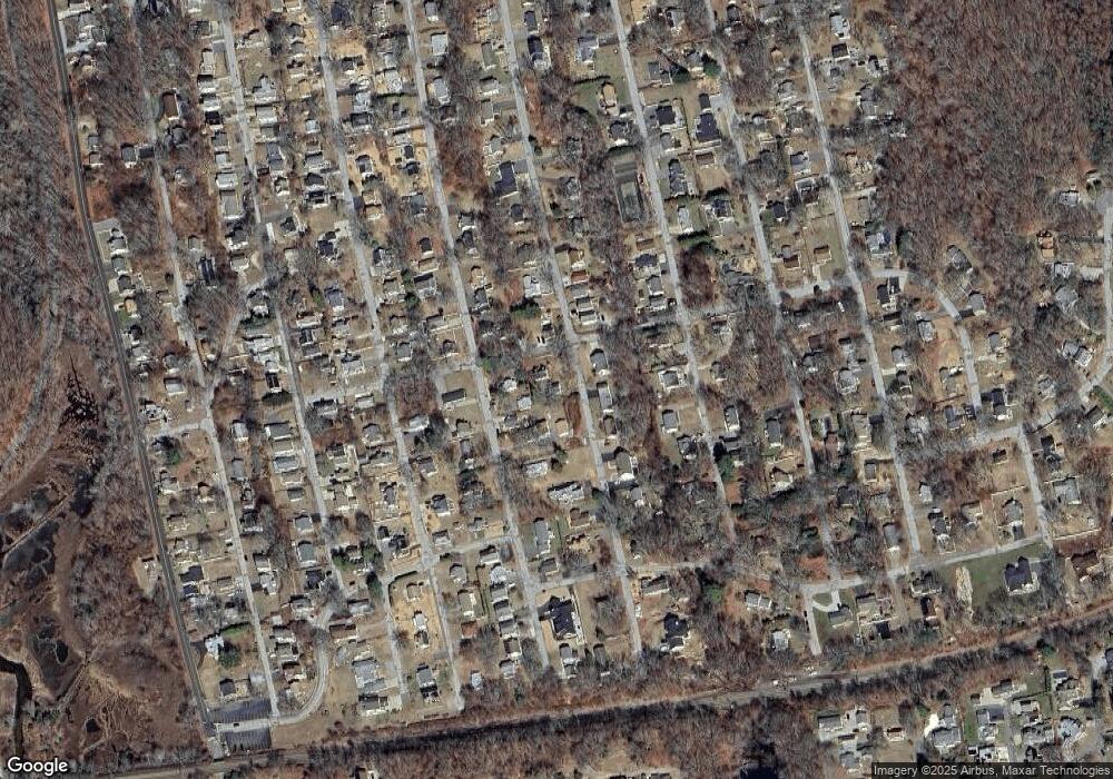 28 Spring Glen Rd, Niantic, CT 06357 - photo 1