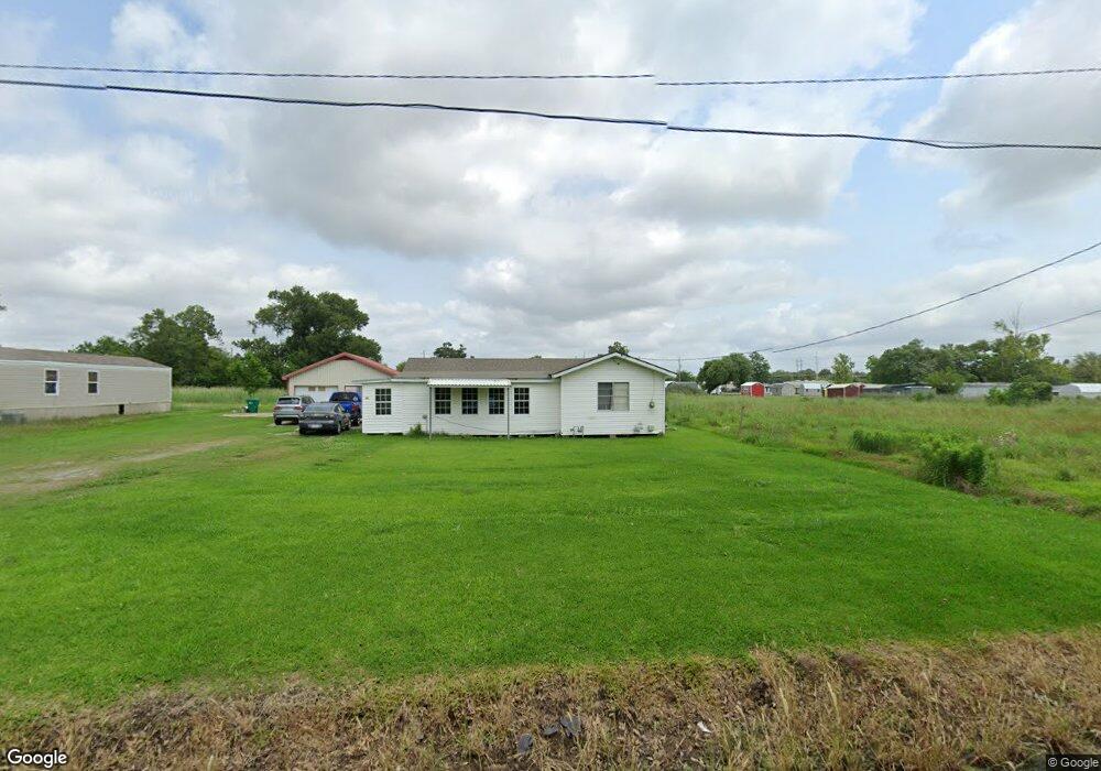 431 E Hebert Rd, Lake Charles, LA 70607 - photo 1