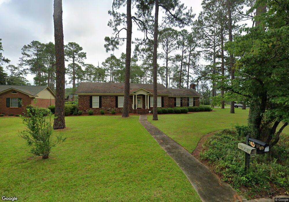 1709 Pineknoll Ln, Albany, GA 31707 - photo 1