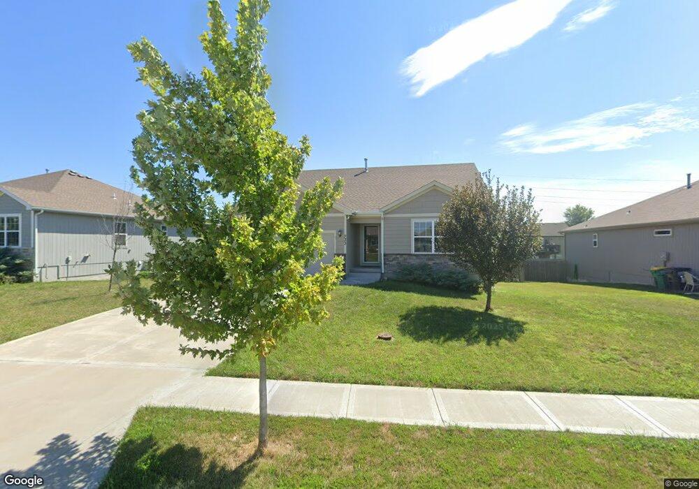 733 S Cypress St, Gardner, KS 66030 - photo 1