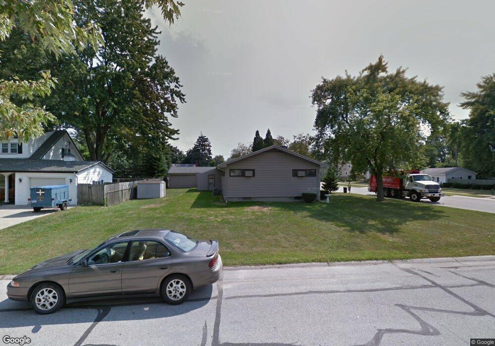 1800 Gillett St, Port Huron, MI 48060 - photo 1