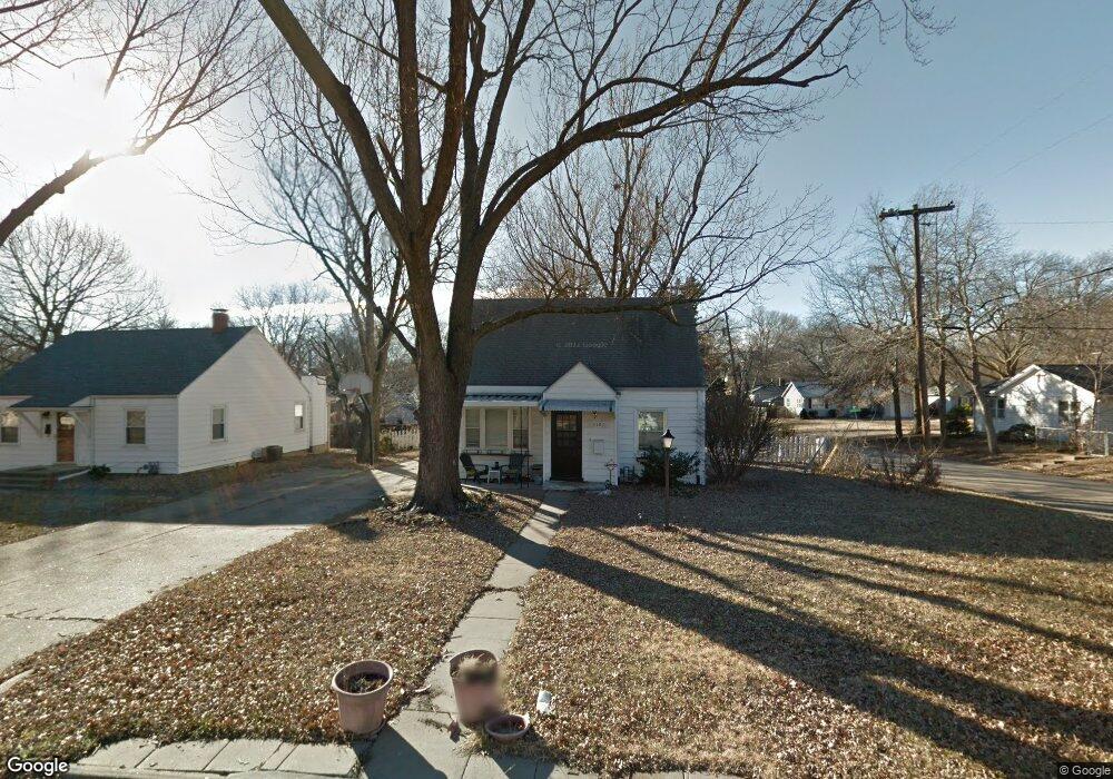 1101 SW Orleans St, Topeka, KS 66604 - photo 1