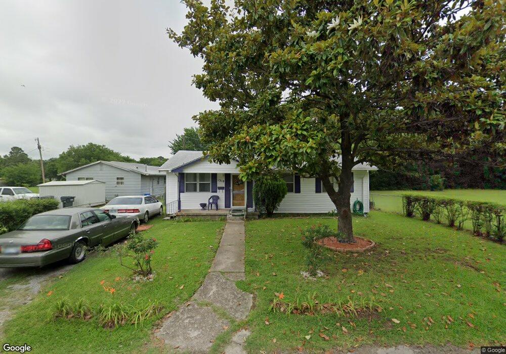 1310 6th Ave NE, Ardmore, OK 73401 - photo 1