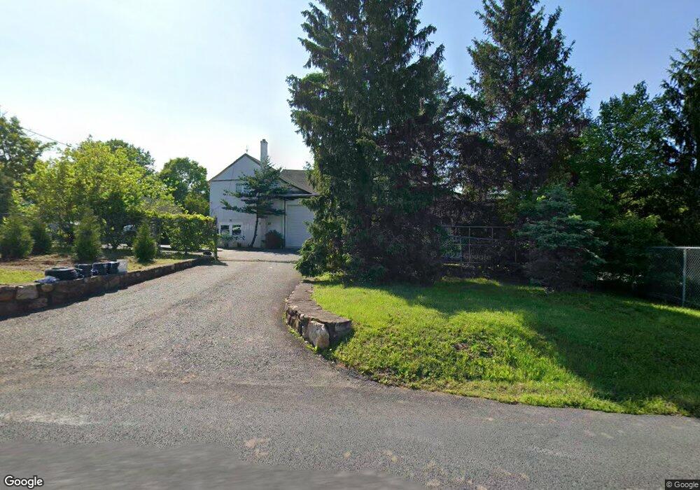 2260 E Buck Rd, Pennsburg, PA 18073 - photo 1