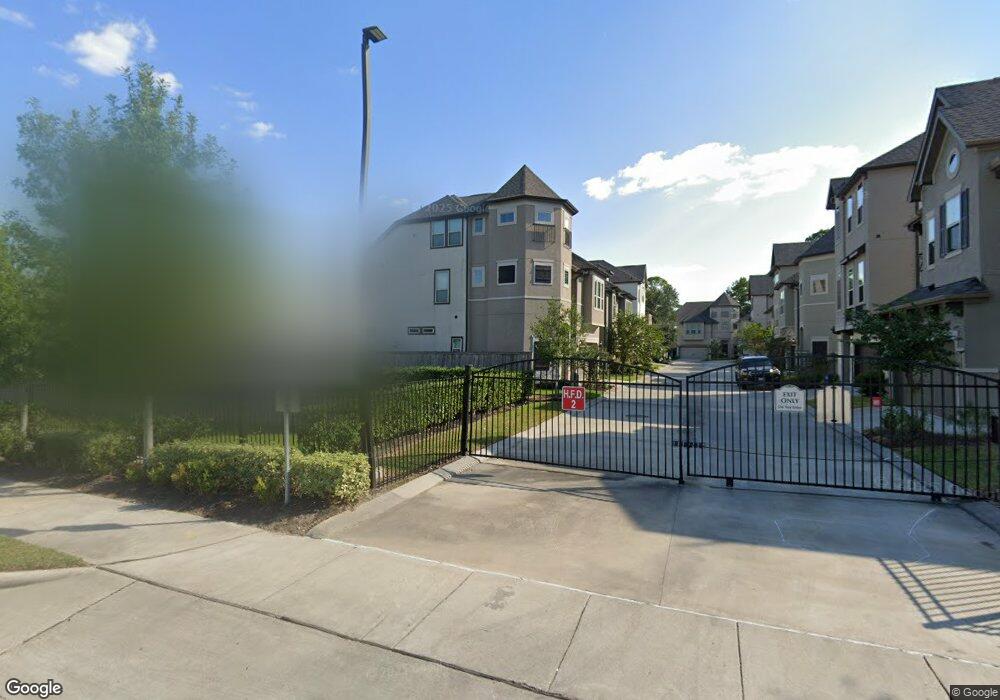 5122 W Lacey Garden Loop, Houston, TX 77018 - photo 1