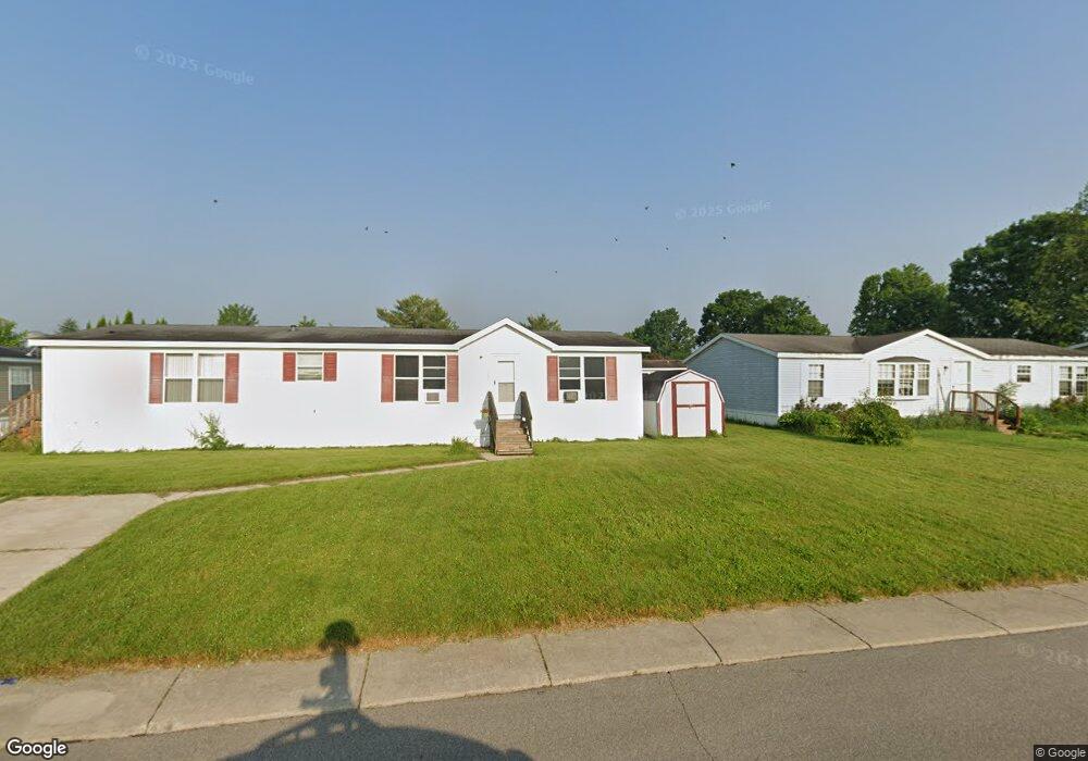 666 Red Pine Dr, Flint, MI 48506 - photo 1