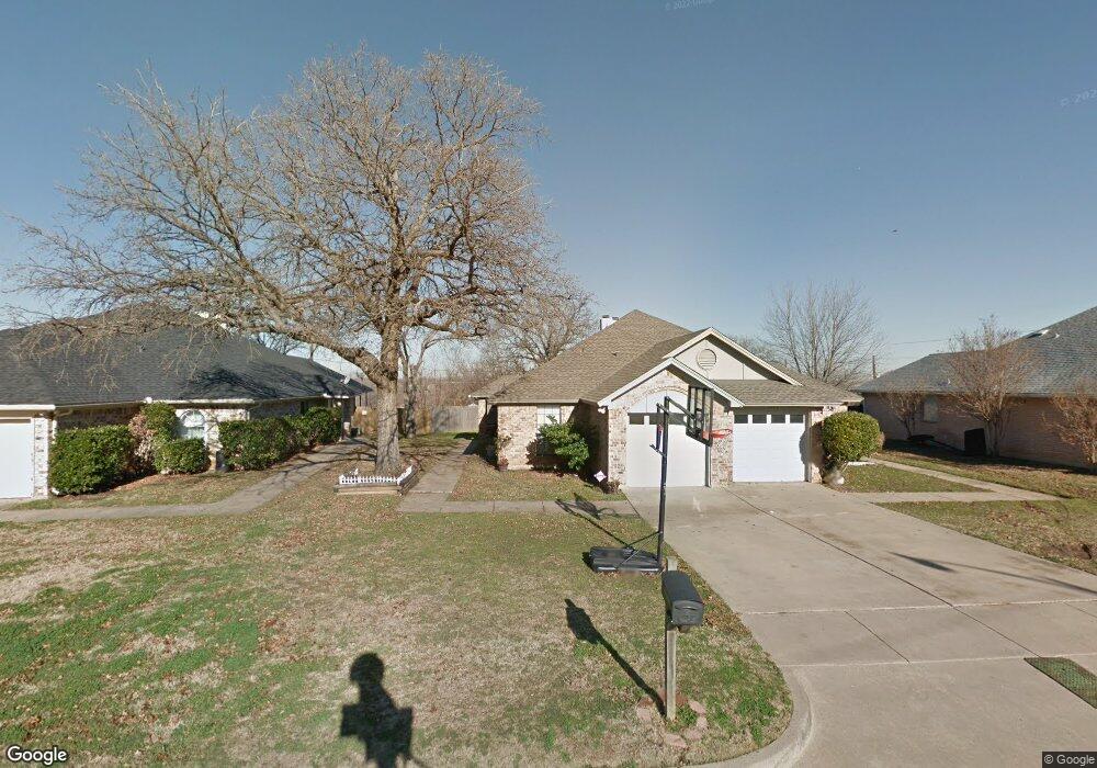 9281 Meandering Dr, North Richland Hills, TX 76182 - photo 1