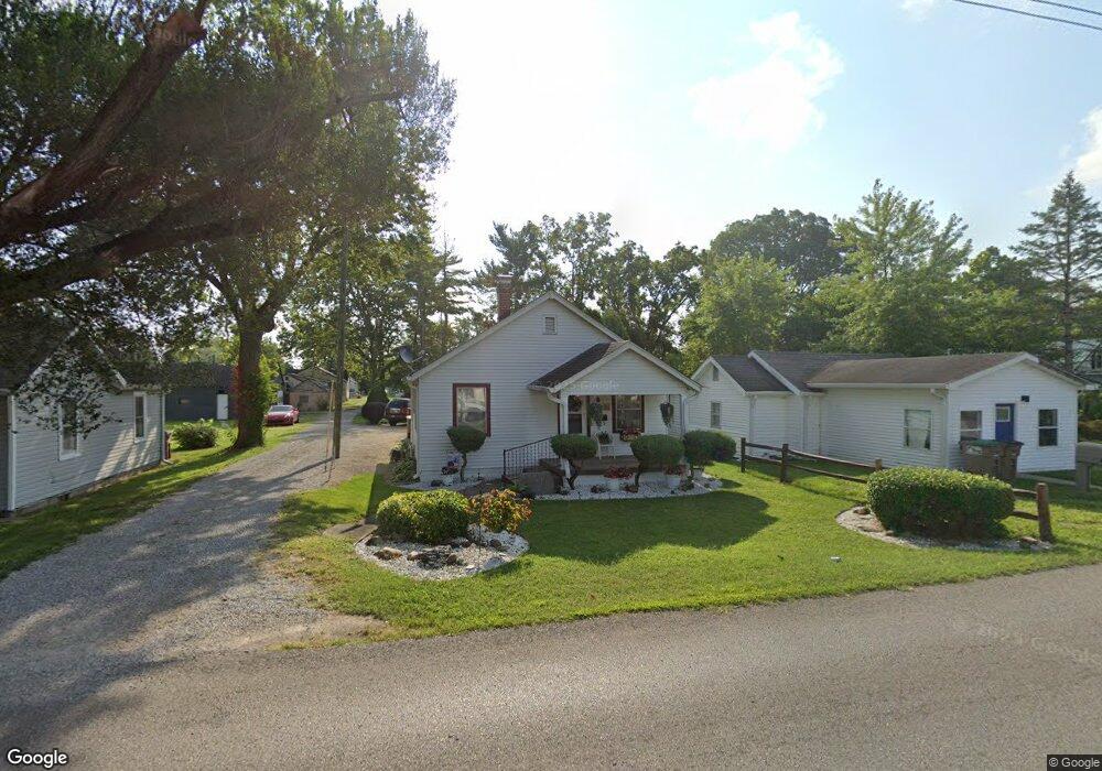 261 N Gladstone Ave, Columbus, IN 47201 - photo 1