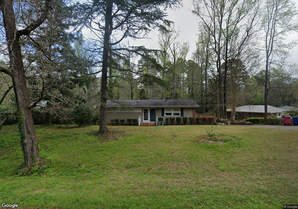 820 Winchester Cir, Macon, GA 31210 - photo 1