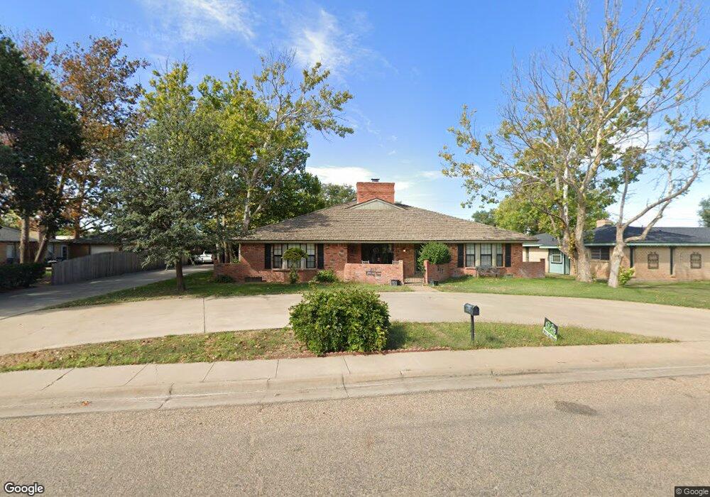 217 Bailey Ave, Dumas, TX 79029 - photo 1