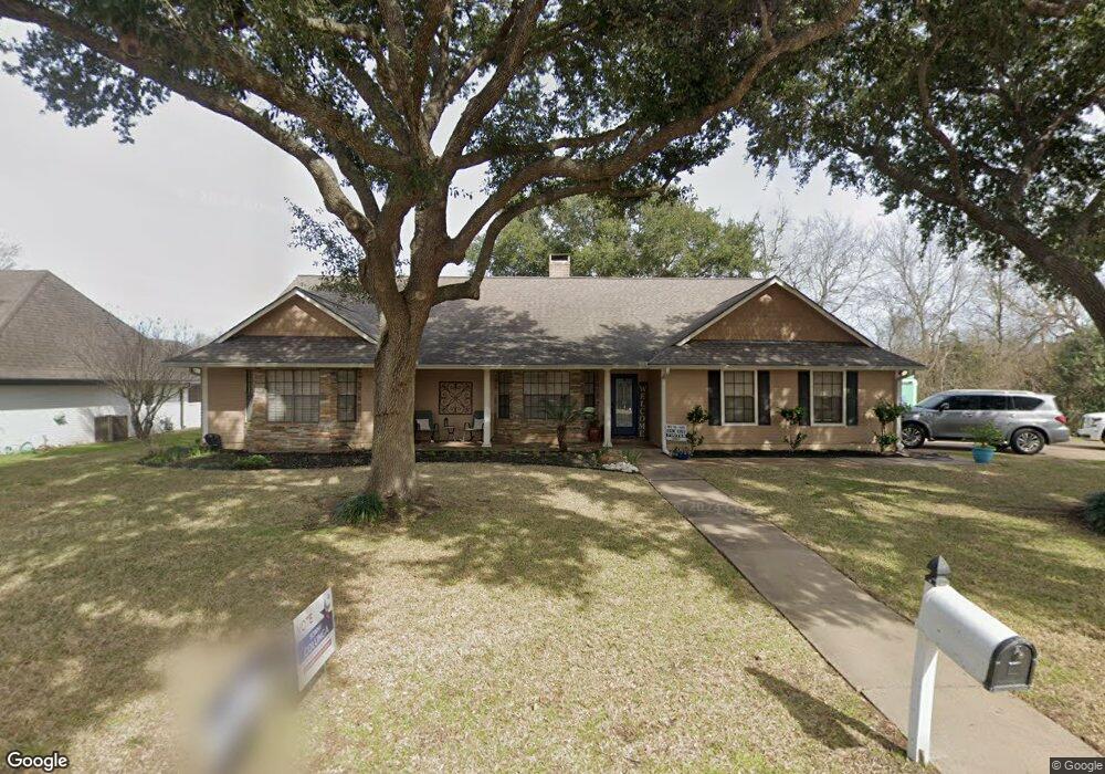 2707 Parkway Ave, Rosenberg, TX 77471 - photo 1