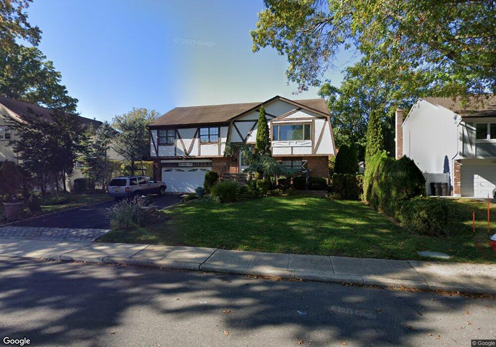 1 Cindy Ct, Westbury, NY 11590 - photo 1